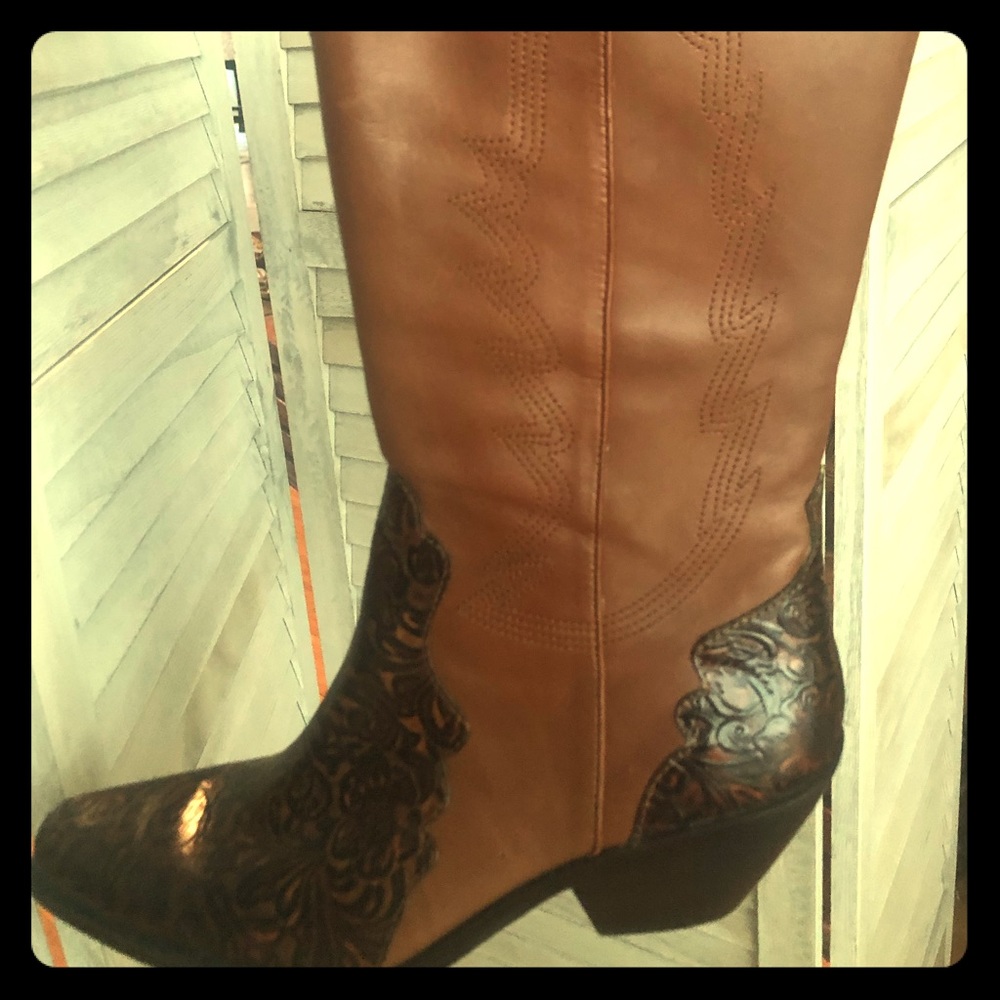 cold water creek cowboy boots-brand new